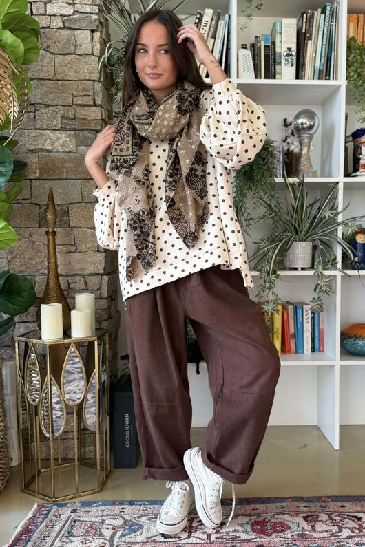 Scamp Lantern Sweatshirt Polka Dot Stone & Chocolate